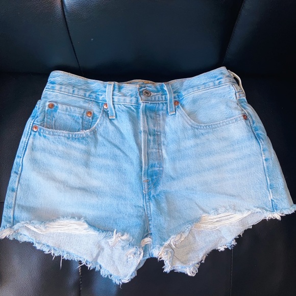 Levi 501 shorts - Picture 1 of 4